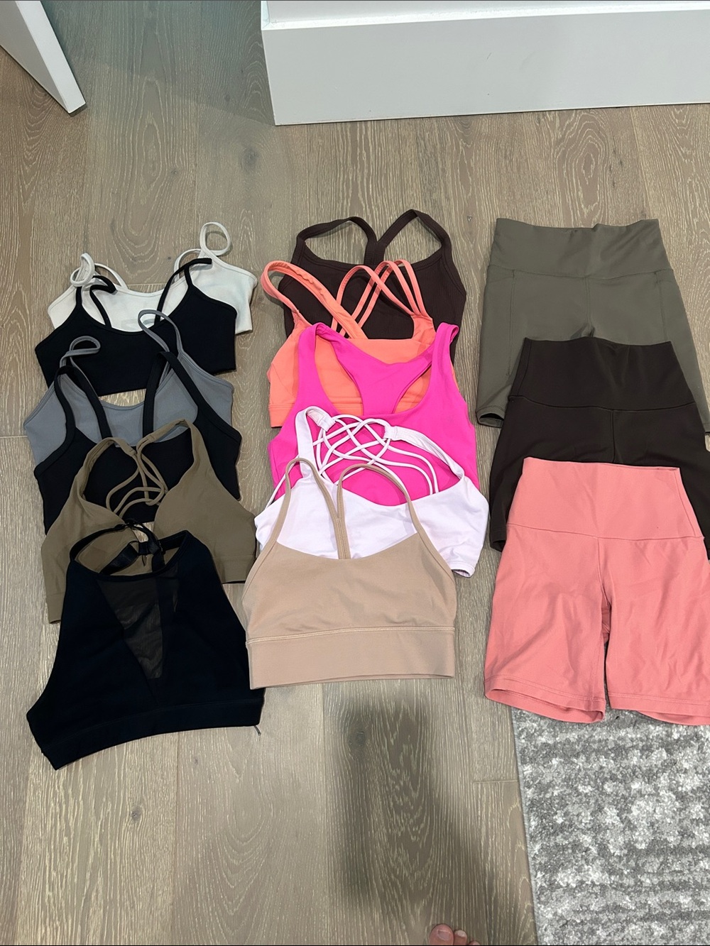 BUNDLE EUC XS workout tops/shorts